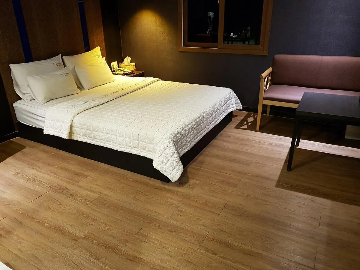 Vitamin Hotel Busan